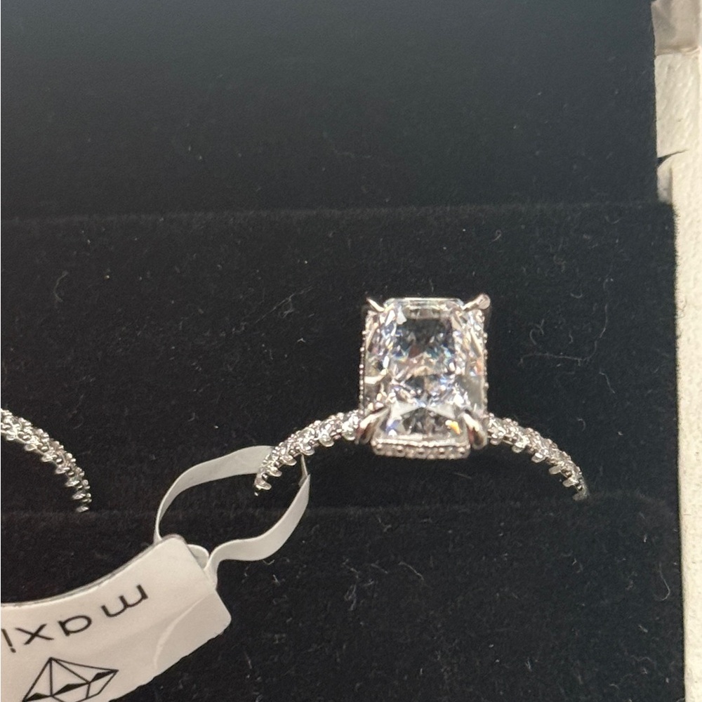 NWT Maxine Jewelry Silver Rings / Size 8 / S925 - Picture 5 of 10